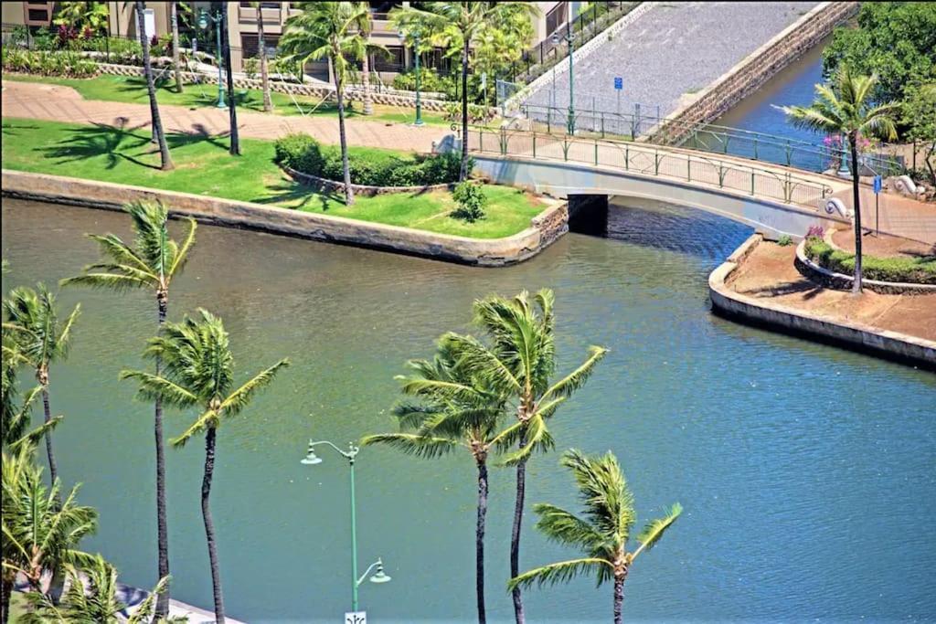 King Bed, Spacious, Legal, View Honolulu Exterior foto